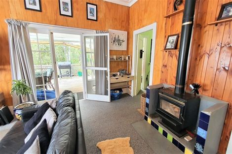 Photo of property in 21 Naumai Road, Tauhoa, Warkworth, 0984