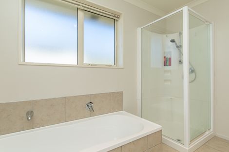 Photo of property in 53 Rolleston Drive, Rolleston, 7614