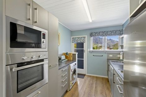 Photo of property in 22 Lake Avenue, Frankton, Queenstown, 9300