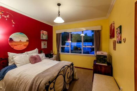 Photo of property in 7091 South Road, Warea, New Plymouth, 4381