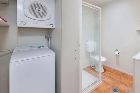 Photo of property in 4/372 Rosedale Road, Rosedale, Auckland, 0632