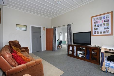 Photo of property in 10 Ngareta Street, Marton, 4710