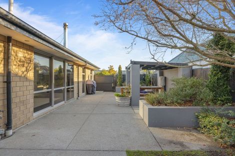 Photo of property in 33 Broadhaven Avenue, Parklands, Christchurch, 8083