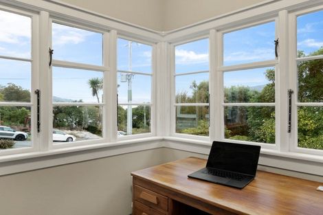 Photo of property in 8 Rosehill Road, Macandrew Bay, Dunedin, 9077