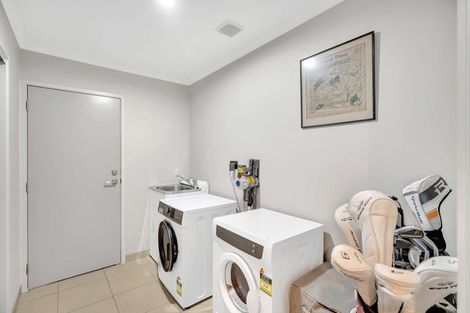 Photo of property in 12 Omana Avenue, Shelly Beach, Helensville, 0874