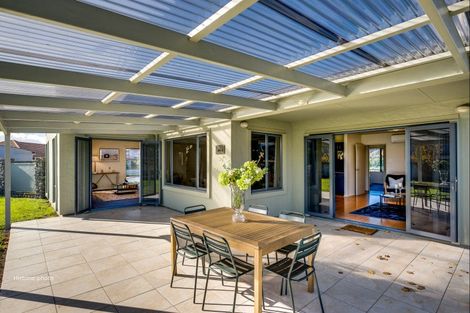 Photo of property in 11 The Croft, Havelock North, 4130