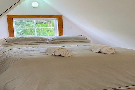 Photo of property in 10 Mersey Street, Island Bay, Wellington, 6023