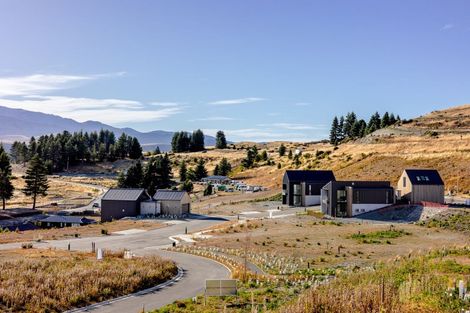 Photo of property in 17 Petes Place, Lake Tekapo, 7999