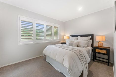 Photo of property in 26 Margaret Place, Milford, Auckland, 0620