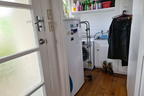 Photo of property in 39 Parrs Cross Road, Henderson, Auckland, 0612