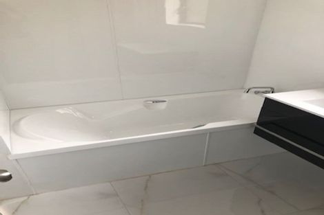 Photo of property in 2/328 Bucklands Beach Road, Bucklands Beach, Auckland, 2012