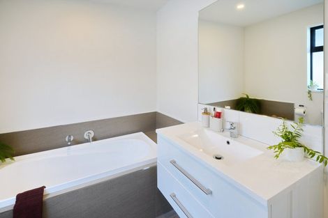 Photo of property in 25a Lakeside Drive, Pegasus, 7612