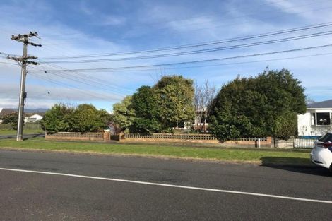 Photo of property in 1 Truby King Street, Merrilands, New Plymouth, 4312