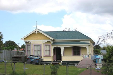 Photo of property in 18 Saltaire Street, Avondale, Auckland, 1026