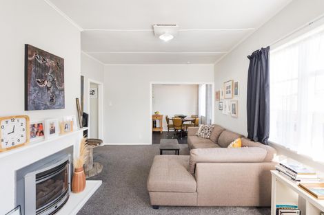 Photo of property in 35 Kauri Street, Roslyn, Palmerston North, 4414