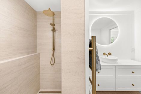 Photo of property in 51 Airini Road, Waimarama, 4294