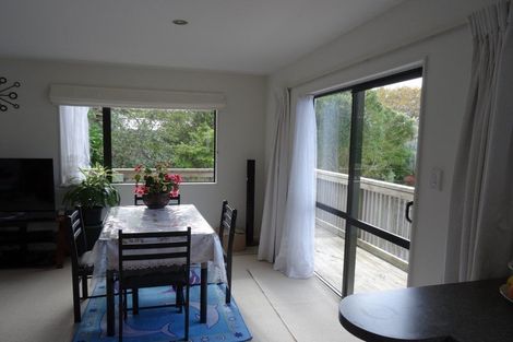 Photo of property in 7 Goddard Grove, Churton Park, Wellington, 6037