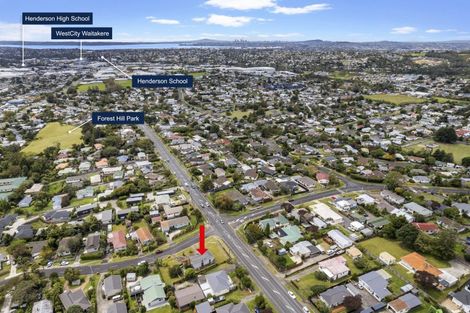 Photo of property in 21 Parrs Cross Road, Henderson, Auckland, 0612