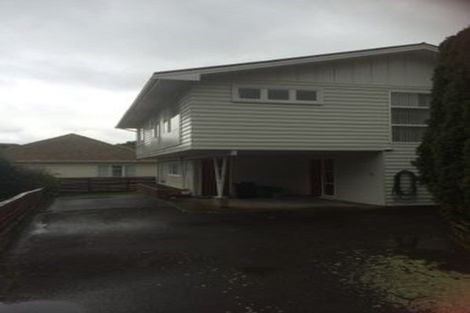 Photo of property in 6 Cherry Grove, Strathmore Park, Wellington, 6022