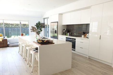 Photo of property in 10 Chesterfield Avenue, Glendowie, Auckland, 1071