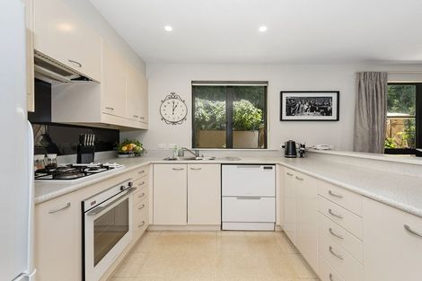 Photo of property in Waterford Estate, 11/102 Grantham Street, Hamilton Central, Hamilton, 3204
