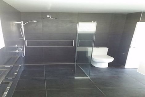 Photo of property in 13 Merchant Avenue, Te Atatu South, Auckland, 0610