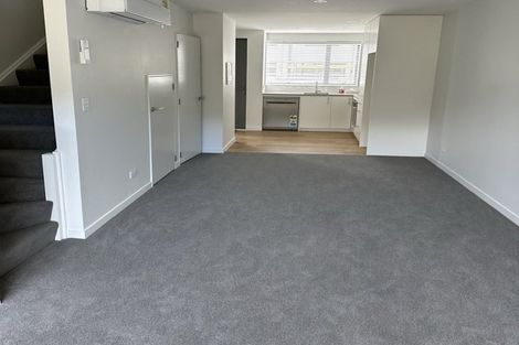 Photo of property in 56 Ara Paiwhenua, Tawa, Wellington, 5028