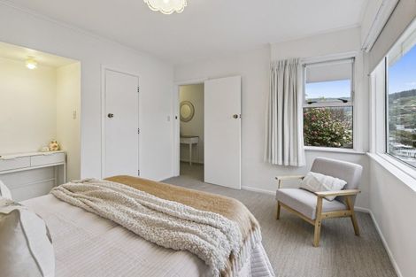 Photo of property in 17a Tawa Terrace, Tawa, Wellington, 5028