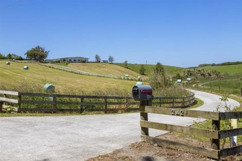 Photo of property in 242b Turuturu Road, Hawera, 4674