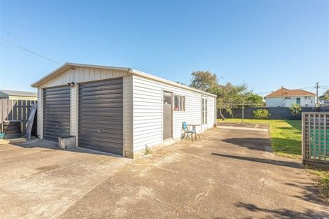 Photo of property in 12 Akatea Street, Gonville, Whanganui, 4501