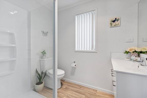 Photo of property in 11 Crest Way, Papamoa, 3118