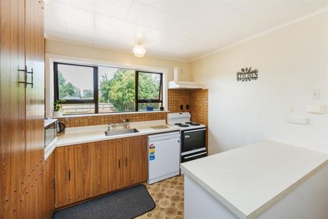 Photo of property in 2 Oaklea Avenue, Marton, 4710