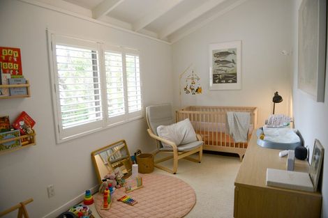 Photo of property in 755 West Coast Road, Oratia, Auckland, 0604