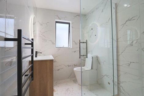 Photo of property in 13 John Gray Street, Papakura, 2110