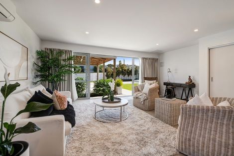 Photo of property in 5 Aurora Avenue, Snells Beach, 0920