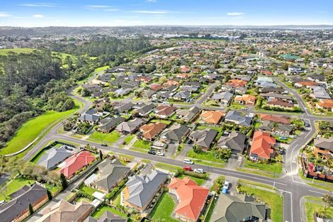 Photo of property in 9 Fleetwood Drive, Henderson, Auckland, 0612