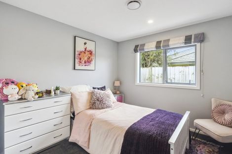 Photo of property in 24 College Drive, Paraparaumu, 5032