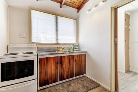 Photo of property in 16a Walter Street, Fairfield, Hamilton, 3214