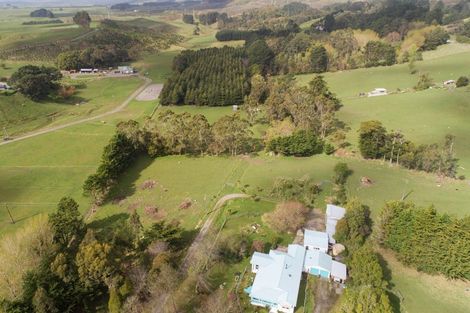 Photo of property in 259 Kahuterawa Road, Linton, Palmerston North, 4472