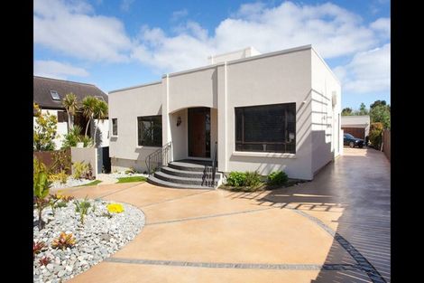 Photo of property in 1420 Whangaparaoa Road, Army Bay, Whangaparaoa, 0930