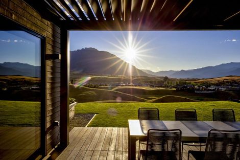 Photo of property in 97 Spur Ridge Rise, Jacks Point, 9371