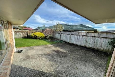Photo of property in 83 Guildford Drive, Paraparaumu, 5032