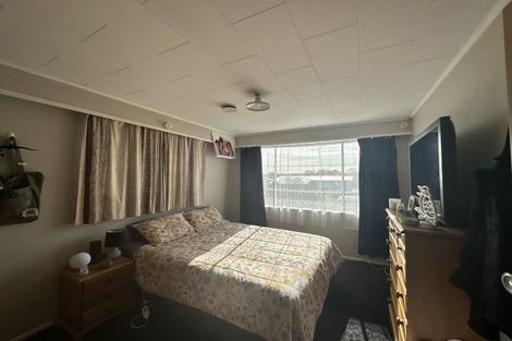 Photo of property in 17 Grange Street, Winton, 9720