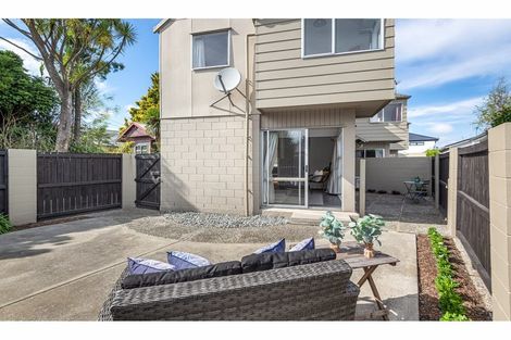 Photo of property in 1/44 Alexandra Street, Richmond, Christchurch, 8013