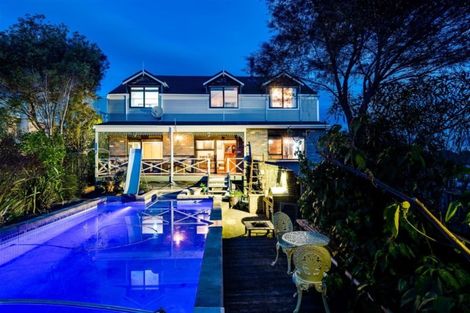 Photo of property in 12 Gladstone Road, Bluff Hill, Napier, 4110