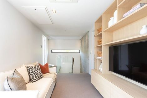 Photo of property in 18 Roa Road, Fendalton, Christchurch, 8041