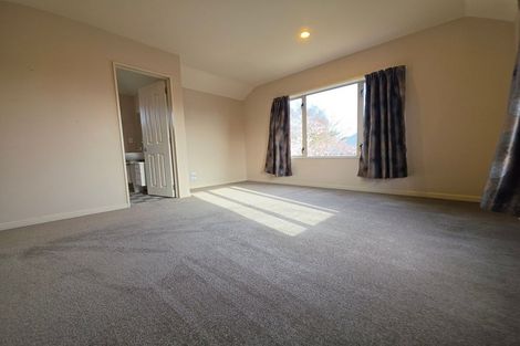 Photo of property in 135a Memorial Avenue, Burnside, Christchurch, 8053