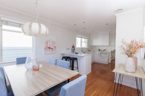 Photo of property in 15 Collier Avenue, Karori, Wellington, 6012