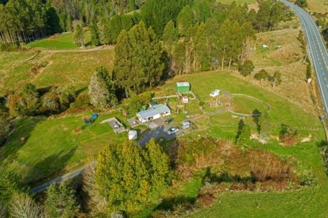 Photo of property in 12 Raurimu Road, Raurimu, Owhango, 3989