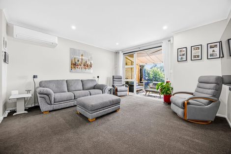Photo of property in 28 Taitonga Lane, Stanmore Bay, Whangaparaoa, 0932